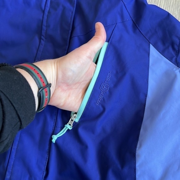 Free Tech Winter Jacket Grape Blue Size XL - Picture 4 of 10